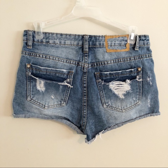 Distressed Jean Shorts - Picture 3 of 4